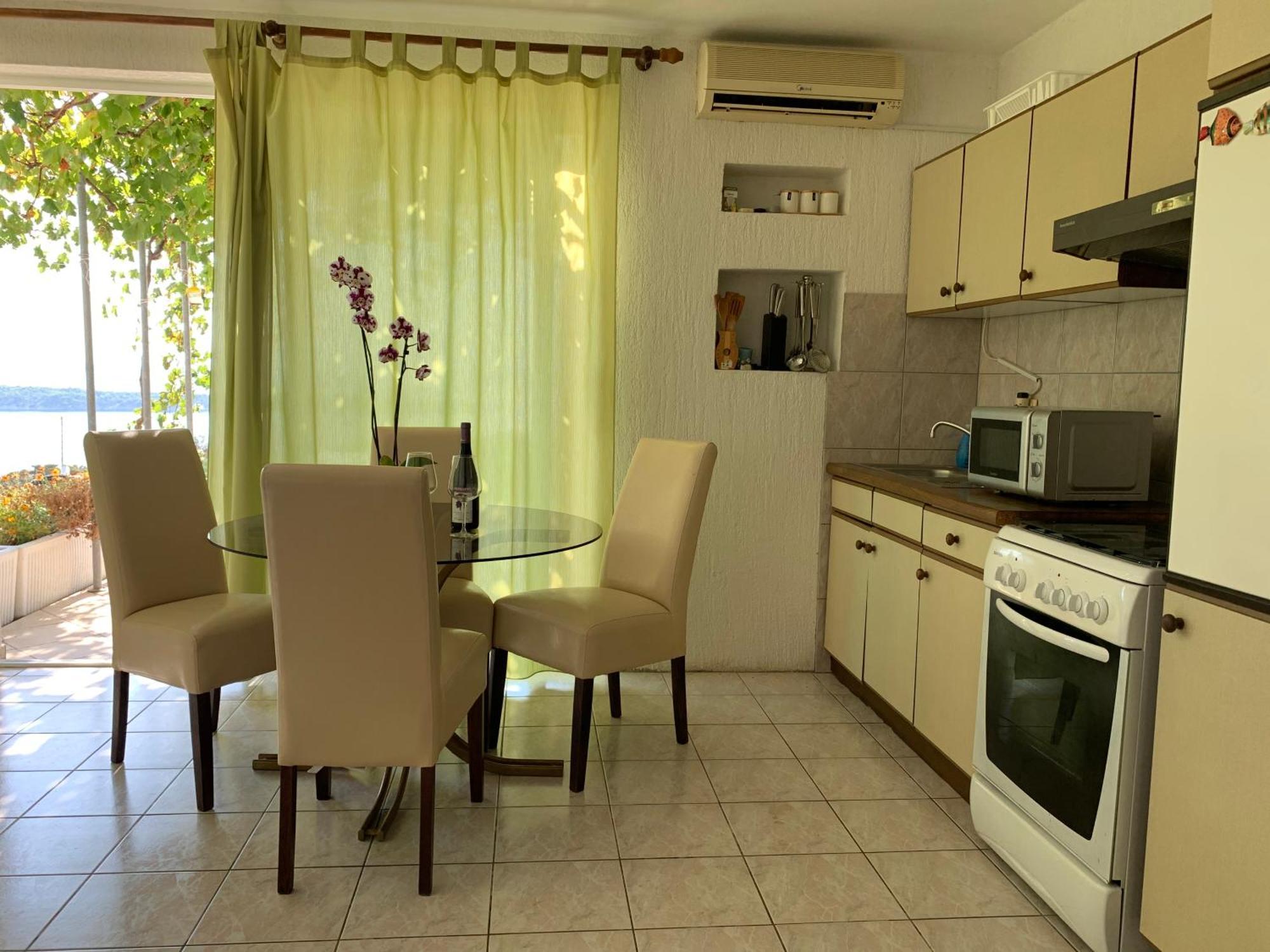 Apartments Jaca Banjol ภายนอก รูปภาพ